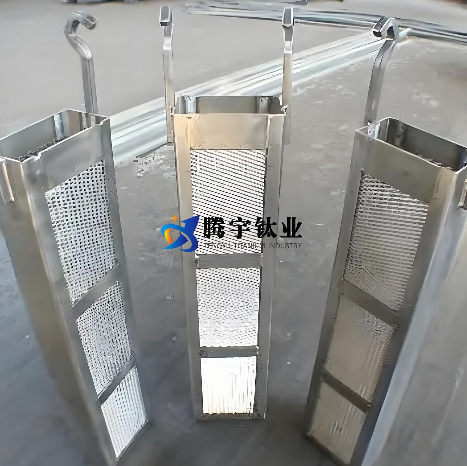 1745154360414655.jpg 961592e16e739f0928356471820dc8ab.jpg